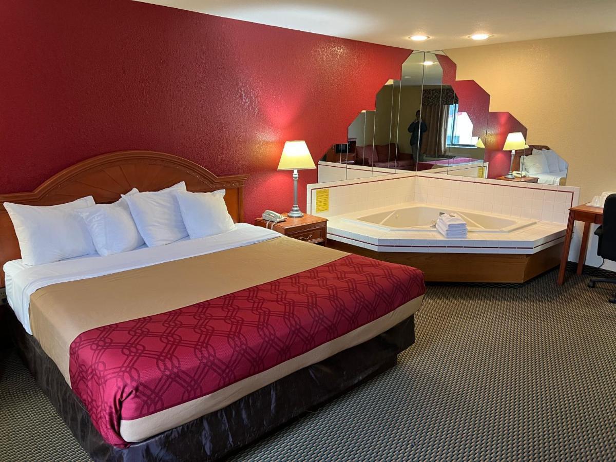 Express Inn & Suites Decatur Esterno foto