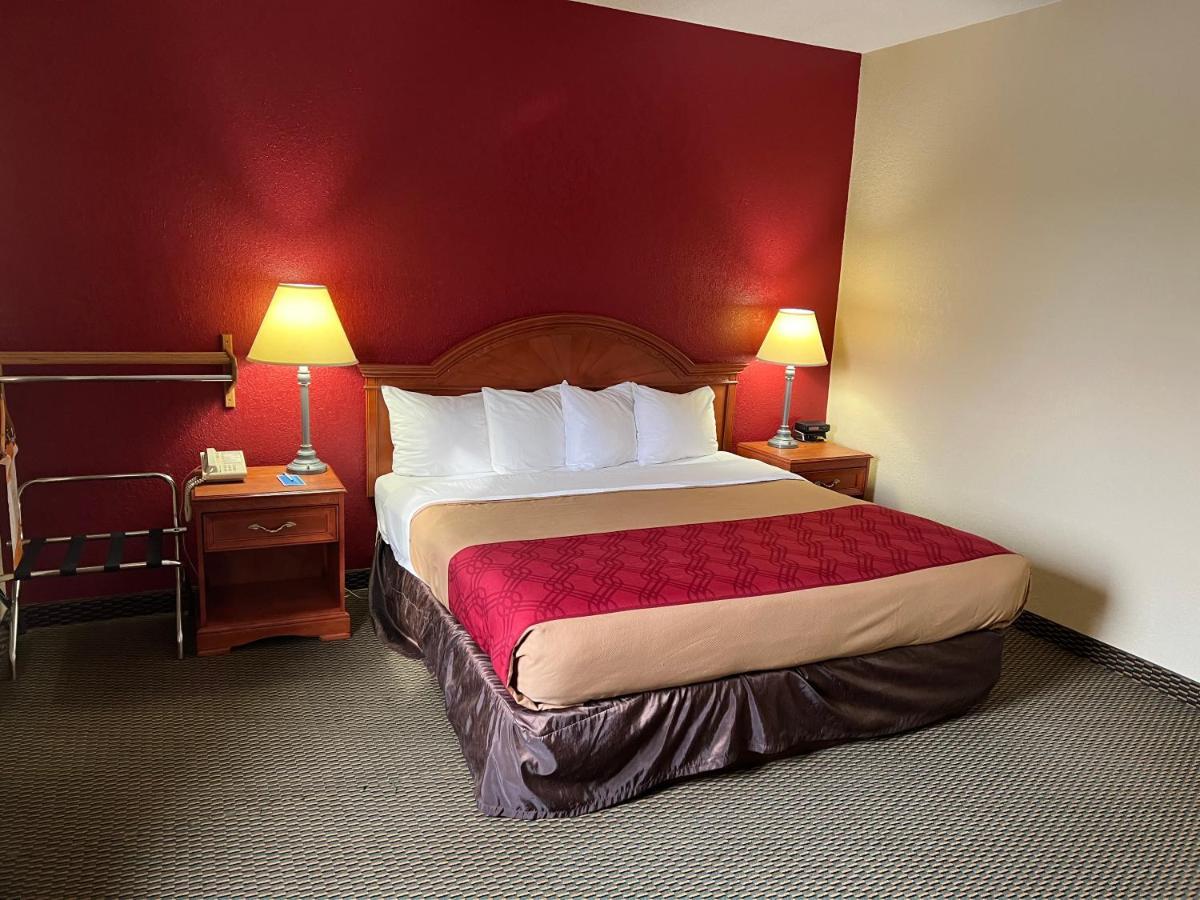 Express Inn & Suites Decatur Esterno foto